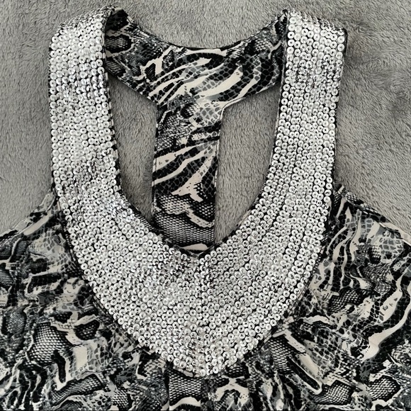 C. Olives Sequined T-Back Tank Python Print Top M - Picture 2 of 8